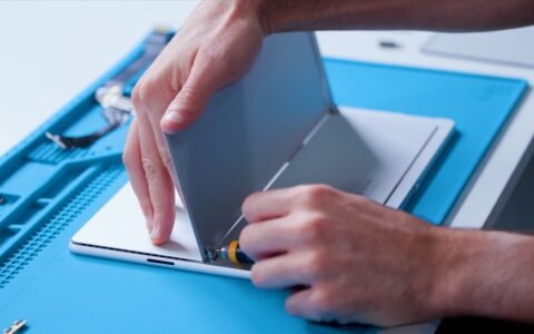 让个人用户也可以自行维修，微软开始售卖部分Surface零部件